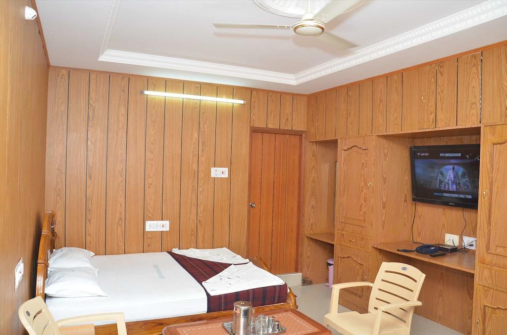 Saravanan Lodge Madras Pokój zdjęcie