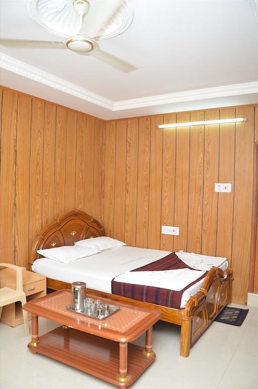 Saravanan Lodge Madras Pokój zdjęcie